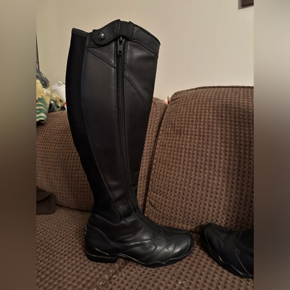 ARIAT VOLANT, FRONT ZIP, FULL CALF, WNS sz 9.5. BLACK. NWT - Picture 2 of 16